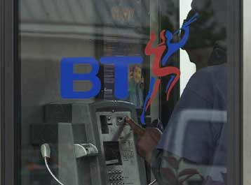 Επιβεβαιώνει η British Telecom τις συνομιλίες με την AT&T