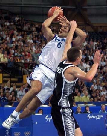 Πρεμιέρα Ρισασέ και Βάις με νίκη για την εθνική Γαλλίας 76-50 κόντρα στη Νέα Ζηλανδία