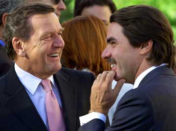 Για παρέμβαση της G7 στις τιμές του πετρελαίου έκανε λόγο ο Γκ.Σρέντερ