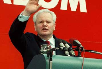 Ελεύθερες εκλογές ζητά η Ορθόδοξη Εκκλησία της Σερβίας – Σύλληψη ηγέτη της αντιπολίτευσης