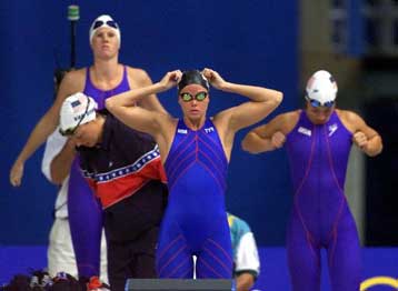 Παγκόσμιο ρεκόρ οι ΗΠΑ στα 4×100 ελεύθερο γυναικών στην κολύμβηση