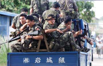 Φόβοι για δεκάδες νεκρούς από την επιχείρηση του στρατού εναντίον της Αμπού Σαγιάφ