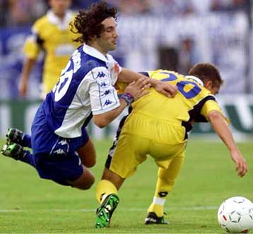 Με καθυστέρηση και προβλήματα επέστρεψε από τη Γαλλία ο Ηρακλής