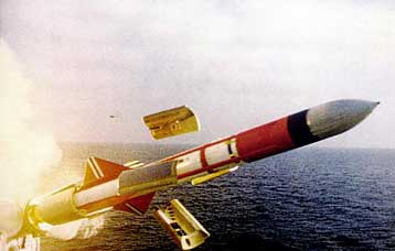 Ρωσικό πλοίο βάλλει εναντίον… ρωσικού χωριού