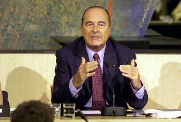 Ούτε «ναι» ούτε «όχι» λένε οι Γάλλοι για τη μείωση της προεδρικής θητείας