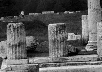 Ναός της αρχαϊκής εποχής έρχεται στο φως στην περιοχή του Αιγίου