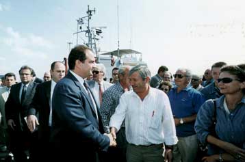 Για κυβερνητική ολιγωρία στο ναυάγιο του Γιουρομπάλκερ 10 κάνει λόγο ο Κ.Καραμανλής