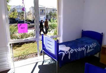 Γυναίκα διαιτητής ποδοσφαίρου τραυματίζεται στον… ύπνο της!