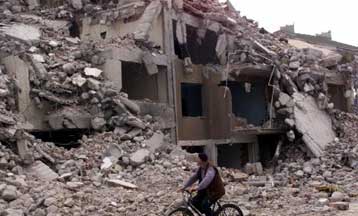 Nέος σεισμός 5,7 Ρίχτερ στην Ινδονησία