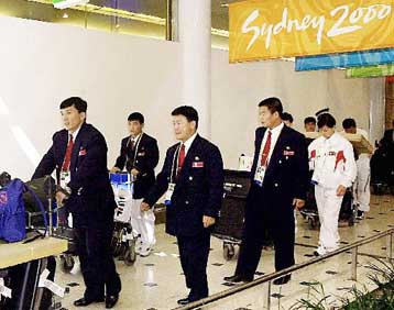 Αποφάσισαν για τους σημαιοφόρους Βόρειος και Νότιος Κορέα