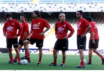 «Παρέα» με τον… Ζάχοβιτς προπονήθηκαν οι παίκτες του Ολυμπιακού