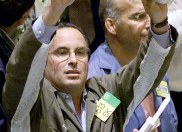 Συνεχίζει την ανοδική της πορεία η τιμή του πετρελαίου – Για παγκόσμια κρίση κάνει λόγο ο πρόεδρος τ