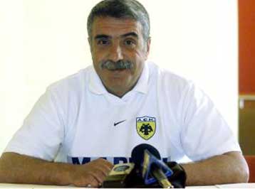 Υπόθεση της ΑΕΚ η πρόκριση σύμφωνα με τον Παθιακάκη