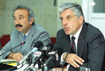 Τα θετικά μεγέθη του προϋπολογισμού θα προτάξει το ΥΠΕΘΟ στον έλεγχο του ΟΟΣΑ