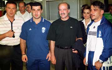 Αισιόδοξοι αναχώρησαν Δήμας – Καχιασβίλι για το Σίδνεϊ – Για το χρυσό το ελληνικό ανσάμπλ