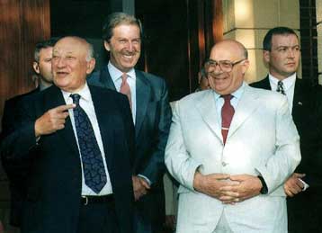 Σε κλίμα απαισιοδοξίας επαναλαμβάνονται την Τρίτη οι συνομιλίες για το Κυπριακό