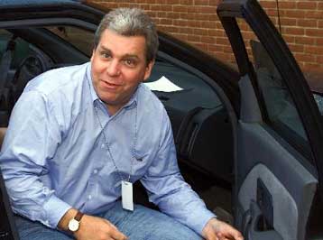 Στις αρχές Οκτωβρίου παραιτείται ο εκπρόσωπος του Λευκού Οίκου