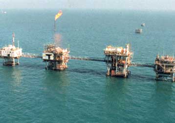 Παρέμβαση στις αγορές για τη στήριξη του ευρώ μελετούν οι υπουργοί Οικονομικών της ευρωζώνης