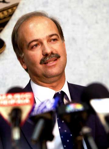 Πρωθυπουργική στήριξη σε Φλωρίδη