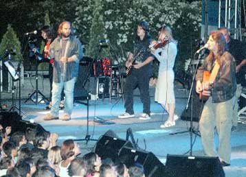 Τέλος στην πορεία τους δίνουν οι Πυξ Λαξ