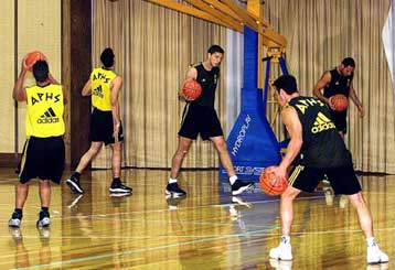 Επέστρεψε με χαμόγελα η ομάδα μπάσκετ του Αρη