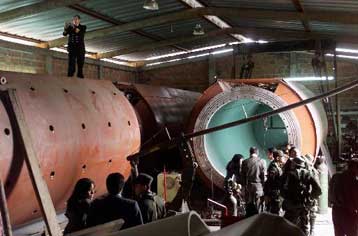 Ναρκο-υποβρύχιο ικανό να μεταφέρει 200 τόνους κοκαΐνης εντόπισε η αστυνομία της Κολομβίας