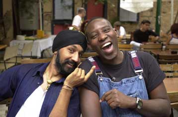 Οι Afro Celt Sound System τη Δευτέρα στο Λυκαβηττό