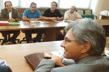 Εμμένουν στις θέσεις τους υπουργείο Εργασίας και ΓΣΕΕ