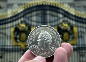 Σταθερά παρέμειναν τα επιτόκια στη Βρετανία