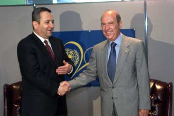 Να πιέσουν οι ΗΠΑ την Τουρκία για το Κυπριακό ζήτησε ο Σημίτης από τον Κλίντον