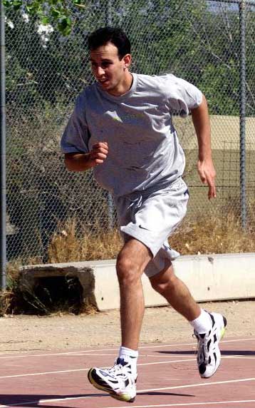 Στη Ρόγκλα ο Κάτας – Με Μαρούσι τα αποκαλυπτήρια