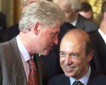 Ελληνοτουρκικά και Κυπριακό κυριάρχησαν στη συνάντηση Κλίντον-Σημίτη