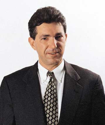 Λαμπαδηδρόμος ο πρέσβης Λαμπρινίδης για την προώθηση της Ολυμπιακής εκεχειρίας