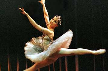 Οι χορευτές του Μπολσόι στο Θέατρο Πέτρας