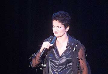 Η Αλκηστη Πρωτοψάλτη στην Ισπανία