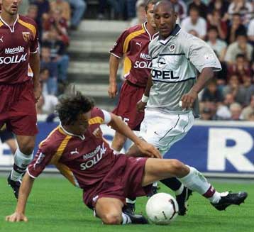 Ισοπαλία της Λυών – Συντριβή της Παρί Σεν Ζερμέν στο γαλλικό πρωτάθλημα