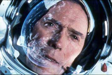 Τιμητική πλακέτα στον Κλιντ Ιστγουντ από το Δήμο του Παρισιού