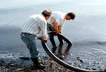 Τα τοξικά πνίγουν τα λιμάνια Πειραιά, Θεσσαλονίκης – Ερωτηματικά για την αξιοπλοΐα του Γιουρομπάλ