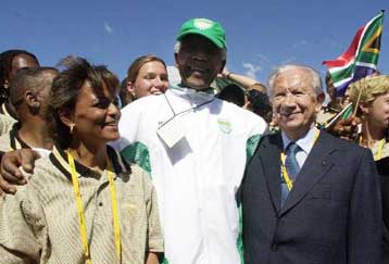 Ευχαριστημένος από τις εγκαταστάσεις του Ολυμπιακού χωριού ο Σάμαρανκ