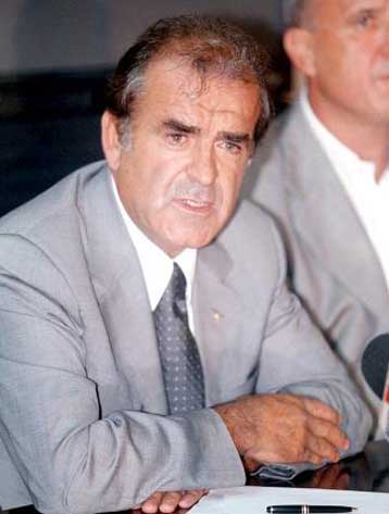 Κοινό μέτωπο Φλωρίδη – Μπατατούδη καταγγέλλει ο Μητρόπουλος