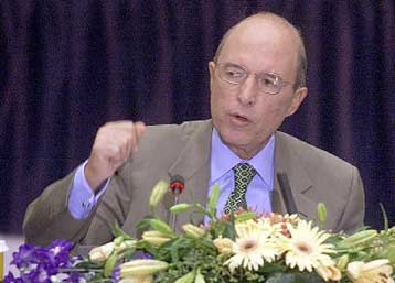 Για τις ΗΠΑ αναχωρεί την Τρίτη ο Κ.Σημίτης