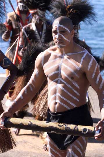 Για κίνδυνο εμφυλίου πολέμου στην Αυστραλία κάνει λόγο Αβορίγινας ακτιβιστής