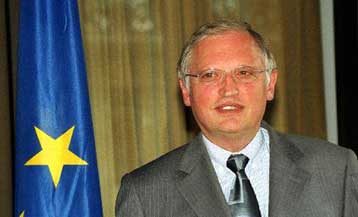 Απορρίπτει η ΕΕ την πρόταση Φερχόιγκεν για δημοψήφισμα σχετικά με τη διεύρυνση