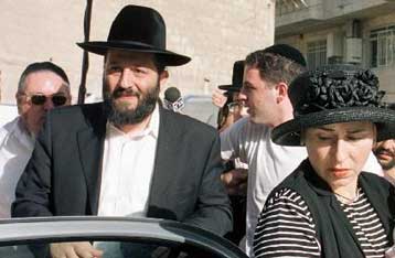 Στη φυλακή ο πρώην ηγέτης του κόμματος Σας, ραββίνος Αριε Ντέρι