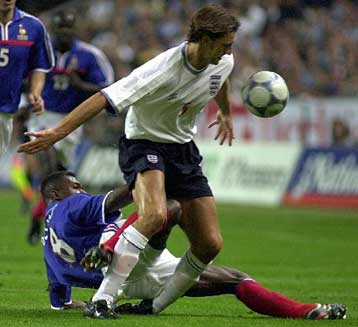 Η αγγλική ομοσπονδία υποβαθμίζει το επεισόδιο Κίον – Ντεσαγί στη φυσούνα