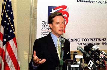 Βήματα προόδου στην αντιμετώπιση της τρομοκρατίας βλέπει ο Ν.Μπερνς