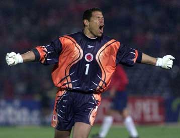 Νίκες για Παραγουάη και Κολομβία στη Νότιο Αμερική