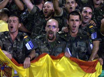 Με εκπλήξεις η πρώτη ημέρα των προκριματικών του Μουντιάλ 2002