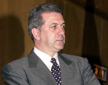 Πρώτο βήμα για τη δημιουργία νέου κόμματος το πολιτικό γραφείο του Δ.Αβραμόπουλου