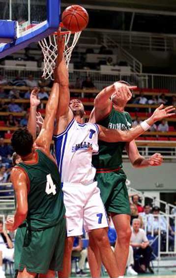 Περίπατο έκανε η εθνική στην πρεμιέρα της στο Ακρόπολις, επικράτησε της Ουγγαρίας με 86-51